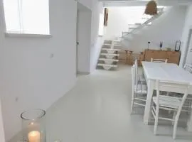 Alma Capodimonte Lake chalet