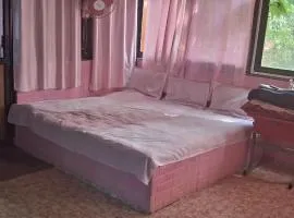 Shree MAHAGANAPATI ROOMS 6 bed room only for gents