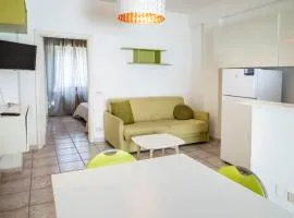 M377 - Marcelli, bilocale con corte esterna e posto auto