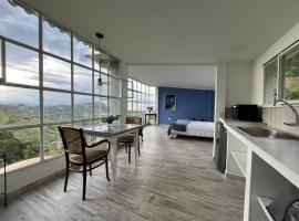 Entre Nubes y Eucaliptos, ξενοδοχείο σε Villamaría