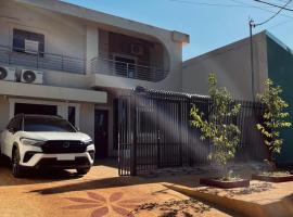 Casa Leste Conforto privativo perto do centro, khách sạn ở Ciudad del Este