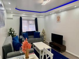 Modern Elegant Home, hotel v destinaci Portsmouth