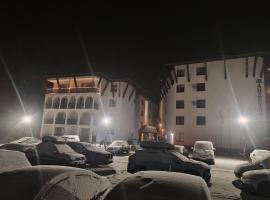 Monastery 2 Aparthotel, hotel en Pamporovo