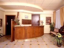 Hotel Melecchi, hotel em Lucca