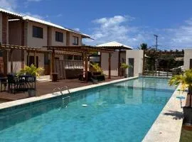 2 QUARTOS, Condomínio Villa de Rodes IMBASSAÍ Super bem localizado, Próximo a PRAIA, FARMÁCIAS, MERCADO E RESTAURANTES