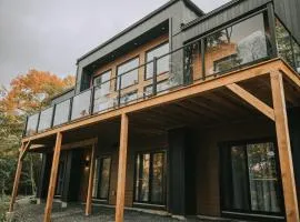 Haven of Relaxation Private spa chalet few minutes from Tremblant