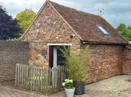 The idyllic Acorn Lodge