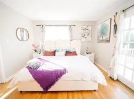 Spacious 5BR 2BA Free Parking Minutes to DC with Foosball