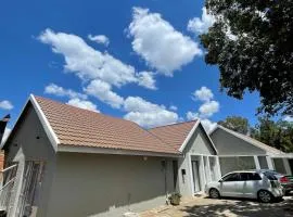 3 Pentago Ensuite Units