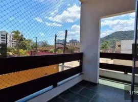 Apartamento em Ubatuba Arejado Próximo a Praia