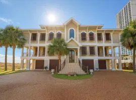 The Gayosa House 9BR Beachfront Oasis with Private Pool & Hot Tub
