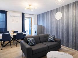Le Celestya, confort au bord du rhône avec terrasse, hotel a Sault-Brénaz