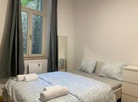 Studio with External Bathroom Near to the City Centre