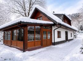 Chata pod lipou Bobrovník, hotel a Bobrovník