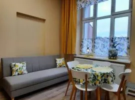 Słoneczny apartament w zabytkowej kamienicy