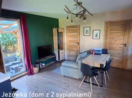 Jeżówka i Sudetka, hotel i Jeżów Sudecki
