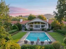 Vineyard Estate w Pool Spa Bocce Ball Mins to Wineries Park Lawndale Road by AvantStay