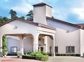 Hotel Piney Woods, hotel a Huntsville