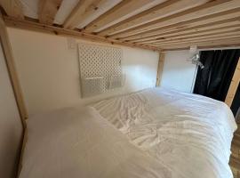 Mixed Shared Room - CoLiving Condo, hotel em Austin