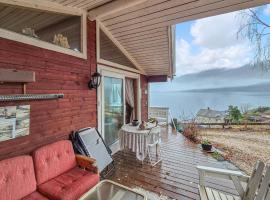 Nice Home In Vallavik With Wifi, hotell i Kaland