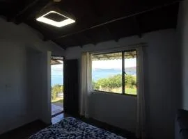 Munay Tota Signature