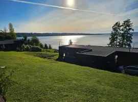 Lago Ranco, cabaña orilla de lago