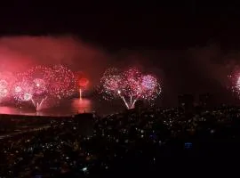 Año nuevo 2026 Show de Fuegos Artificiales con Vista Panorámica -en terraza- a la Bahía de Valparaíso