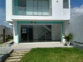 Casa blanca cristina