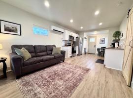 The Downriver Cottage, hotel em Spokane