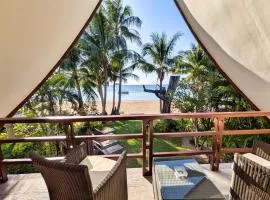 Five Palms Beachfront Villa - by KohChangVillas