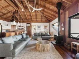 Yallingup Sunsets Timeless Beach Shack and Sea Views