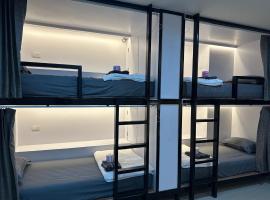 WANGTA Hostel, hotel a Baan Tai