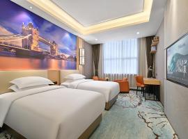 Vienna Hotel Shenzhen World Exhibition & Convention Center Shahao Metro Station Branch, hotel em Shatsing