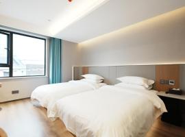 Vacation Business Travel Hotel Shanghai 威科逊商旅酒店, hotell i Shanghai