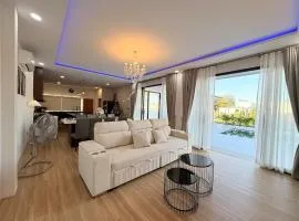 Chaloomont Villa ชาลูมองท์ วิลล่า Pool Villa in Ubon