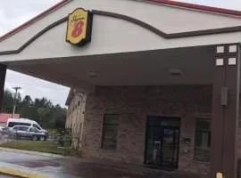 Super 8 by Wyndham Pascagoula