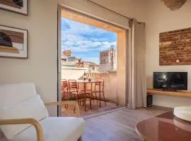 Historic center, air conditioning, terrace, rooftop views