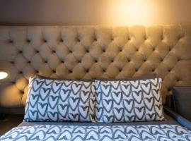 Sujata cottage, hotel em Pūrnia