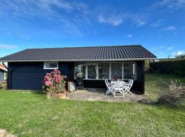 Vacation Home in Sandvig - Sea & Lighthouse Views, hotel em Sandvig