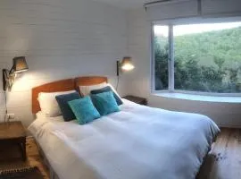 Shangri-La Lodge