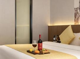 GUI YUAN ZHEN PIN HOTEL -Approximately 3km away from the east gate of Zhangjiajie National Forest Park,Free local specialty breakfast, Attraction Tickets Serivce in advance,Free one-way shuttle service for 4 nights or more,English customer service, hotel in Zhangjiajie