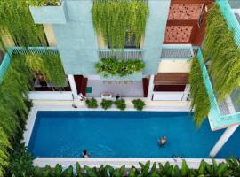 La ALBA Beach Villa, khách sạn ở Hội An