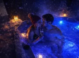 Aurora Igloo Village Ylläs Nox Suite - Hot Tub