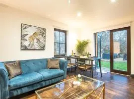 Northern Hideaways Apple Store