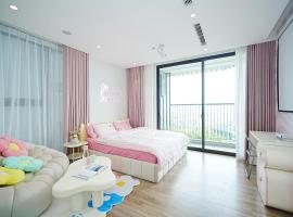 Luxury Apartment 1N1WC at Landmark Onsen Ecopark, Unterkunft mit Onsen in Kim Quan