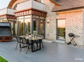 Lütt Diekje - Luxus-Haus mit Meerblick, Sauna & Kamin