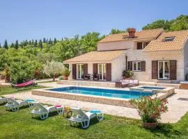 Villa Olive by Villas Guide
