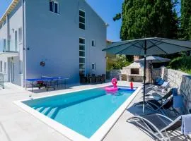 Villa Tesa by Villas Guide