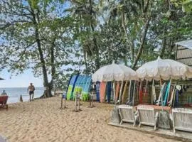 Khao Lak - Loft Suite with 2 king size beds, bathroom with bathtub