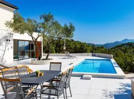 Villa Teuta by Villas Guide